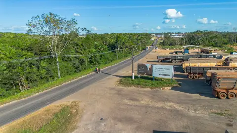 Rodovia PA-150, Saida de Marabá, sentido Parauapebas Próx. ao Parque Agropecuária, Marabá Pará.