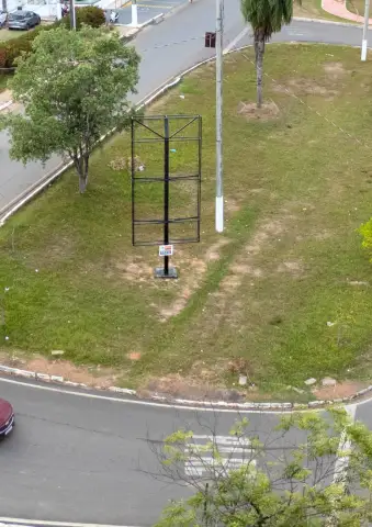Localizado na Avenida VE-3, Praça do maçom, Nova Marabá-Marabá – PA.