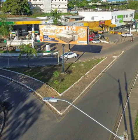 Localizado na Rotatória da Av. VP-8, Gagumba Nova Marabá,  Marabá – PA.
